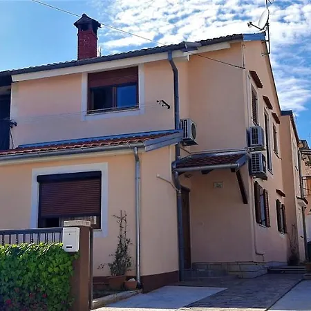 Appartement Orange 29 *