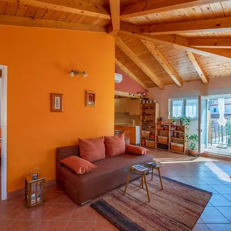 Apartment Orange 29